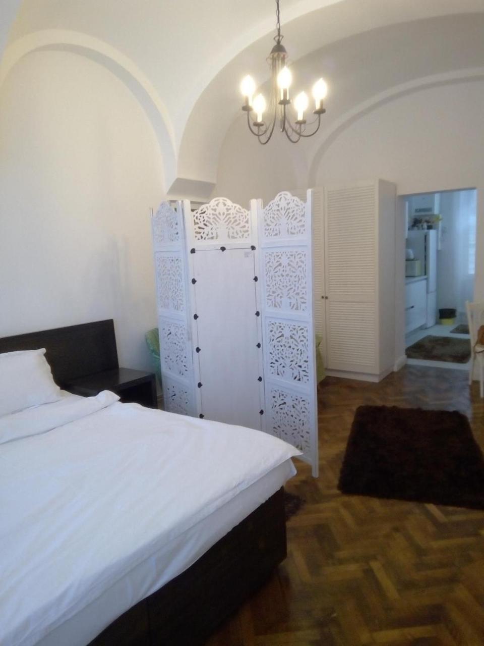 Christa Central 1 Sibiu Luaran gambar