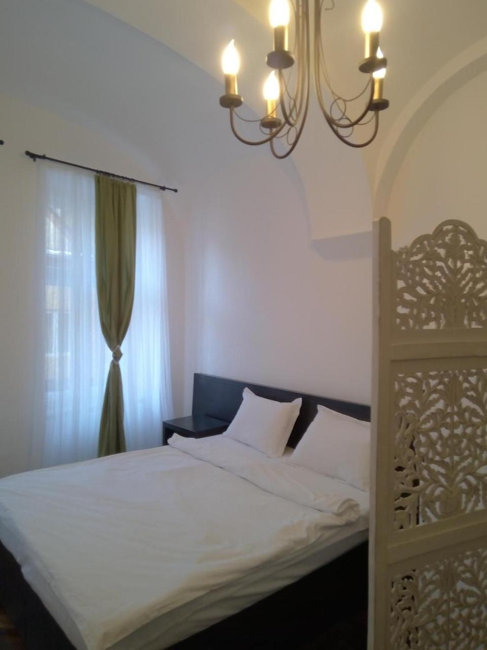 Christa Central 1 Sibiu Luaran gambar